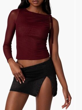 Edikted jupiter asymmetric mesh sleeve top